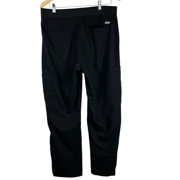 FIGS Technical Collection Men's Axim Cargo Black Elastic/Drawstring Scrub Pants - Picture 4 of 9